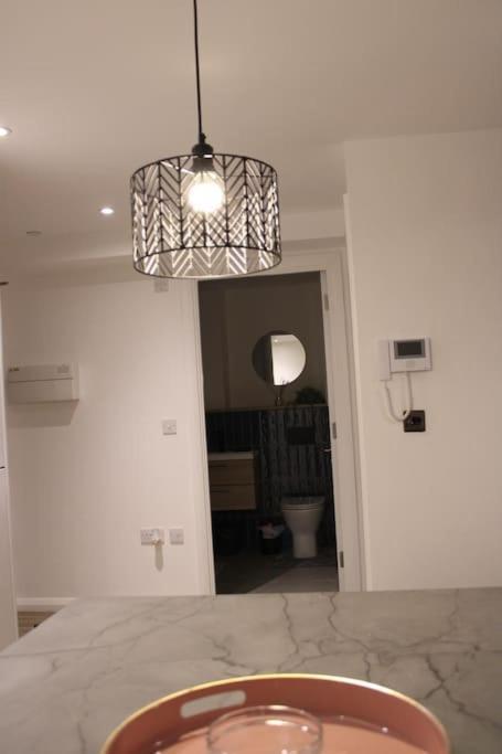 Amazing Luxury One Bedroom Apartment In The Heart Of Preston Preston  Exterior foto
